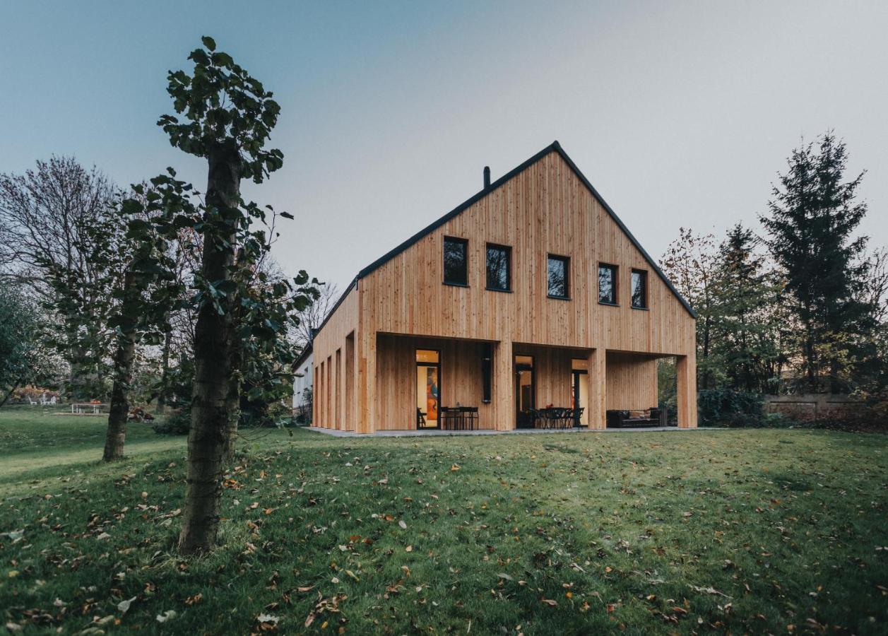 Sady Blotnica Dom Goscinny Prusy (Lower Silesia) Exterior foto